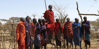 עולם הולך ונעלם: ביקור בכפרי המסאי