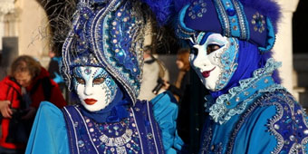 לא רק בברזיל: בואו לחגוג בקרנבלים באירופה