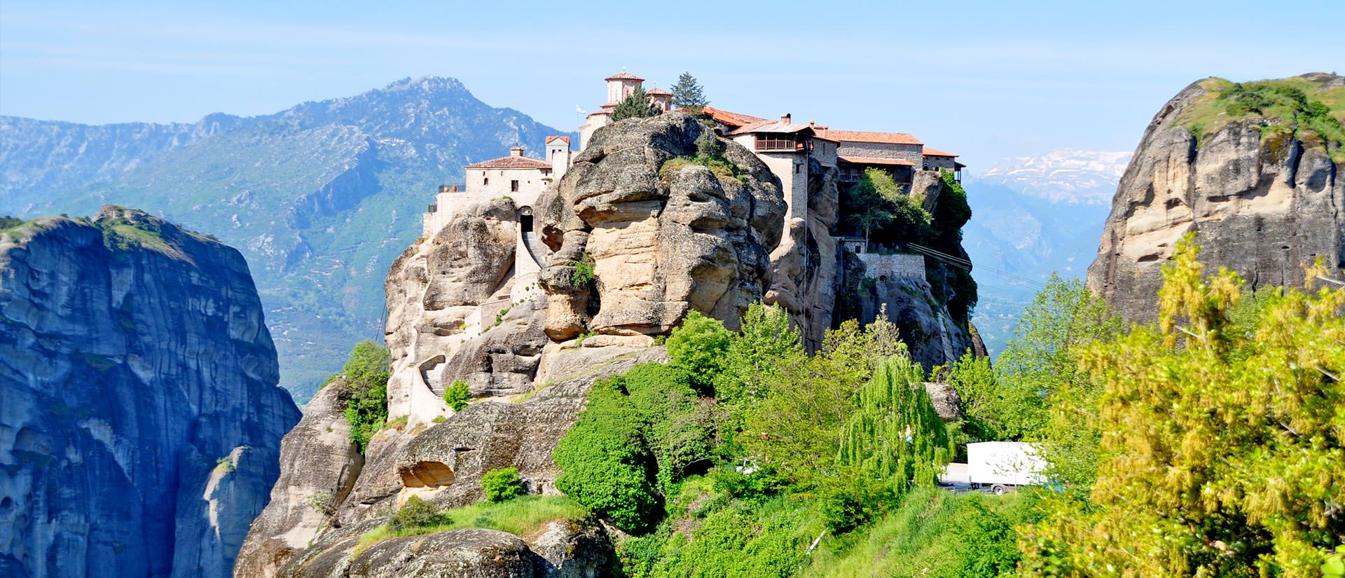מנזרי מטאורה - טיולים מיוחדים לאירופה