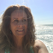 דליה גבעוני