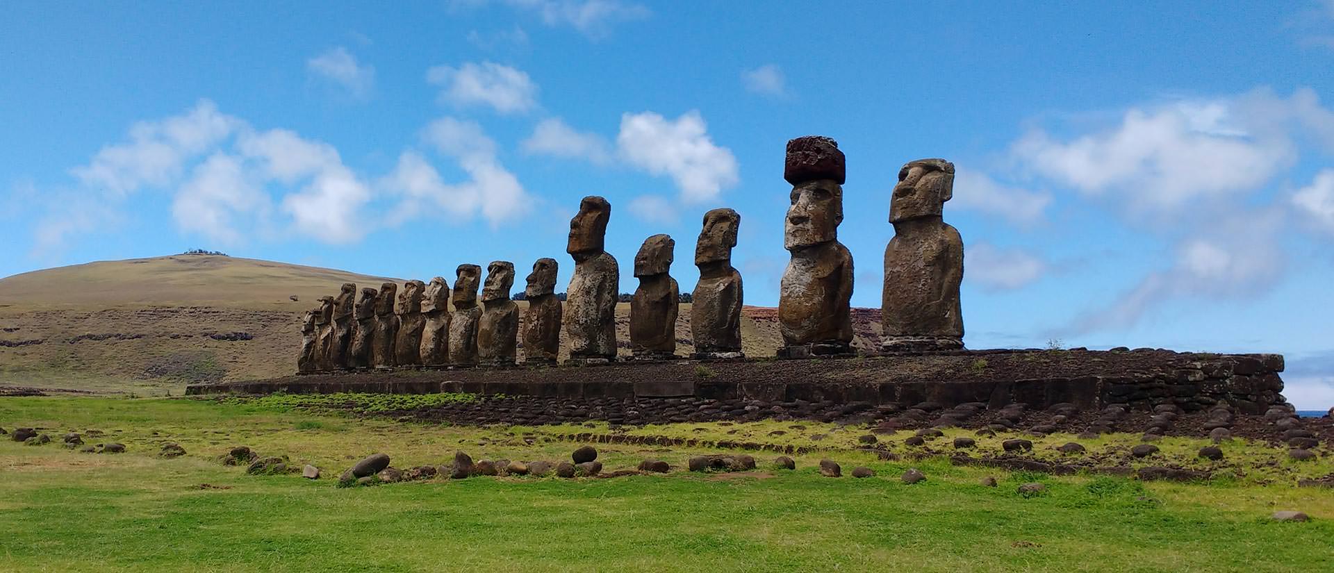 טיול מפולינזיה הצרפתית אל אי הפסחא - 23 יום - הפלגה בלב הפסיפיק