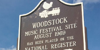 יובל למסיבת הסיום של שנות ה-60 בארה''ב