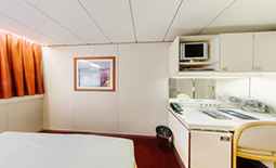 Ocean Diamond - Single with porthole | Ocean Diamond